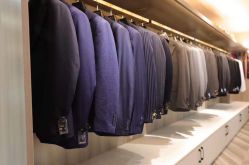 -Color卡诺婚纱礼服馆(南京严选店)