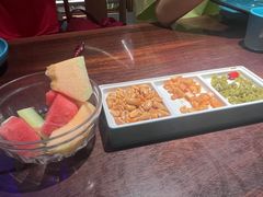 -荷塘秋月·本帮江浙菜(国权路店)