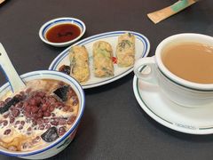 红豆椰汁黑凉粉-左记港食(融科天城店)