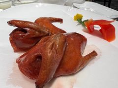 玻璃脆皮乳鸽-君庭中餐厅(友谊宾馆店)