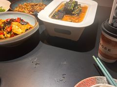-桥边小楼·手工云南菜·古城观景小楼