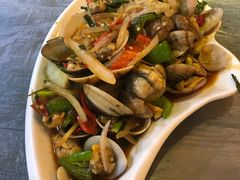 -覃记海鲜美食餐厅