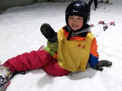 -乔波室内滑雪场