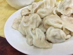 -孖妹上肉饺子馆