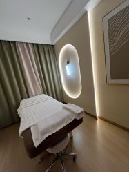 -悦瑢港湾科技美肤芳疗美容