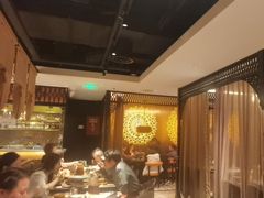-耶里夏丽·丝路国际新疆菜·清真食品(徐汇南丹东路臻选店)