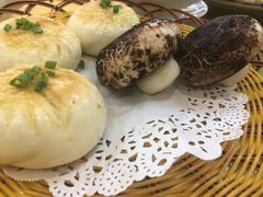 生煎爆及蘑菇包-旺富东海大酒楼(海鲜街店)