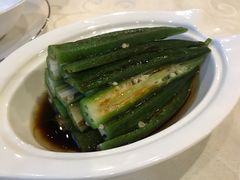 白灼秋葵-尚岛私房菜(西方巷店)