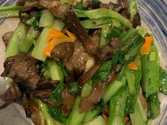 小白菜炒榛蘑-渔娘渔家丹东海鲜(东直门店)