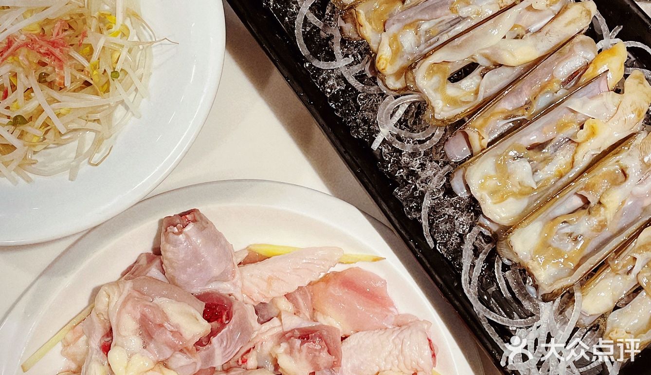 北京路丰盛足料秋日金汤花胶鸡火锅