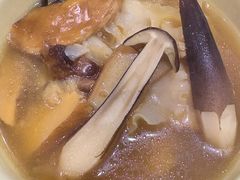 -菌之家·专业纯野生菌火锅·特色炒菌