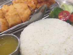 -佰搭果·广式茶餐厅(西华路店)