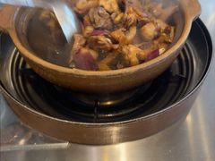 -胡须佬鸡煲四季火锅店(石厦西村直营店)