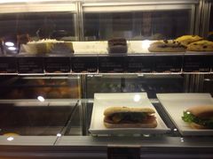 -Gloria Jean's Coffees