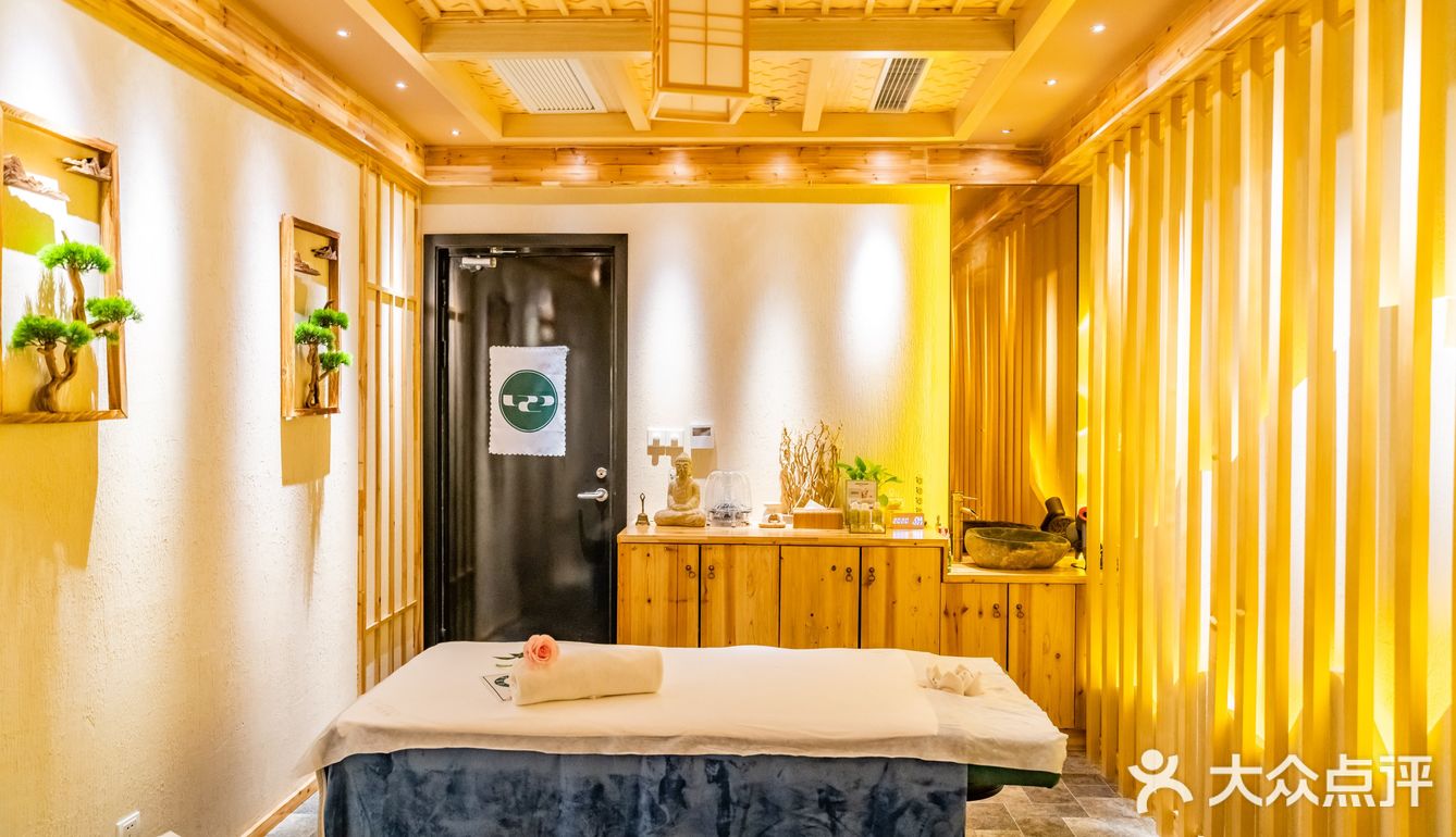 整整11间主题房，5间专做spa，6间专做足浴