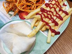 -暖食光·台式家庭餐厅·生日主题店(万达店)