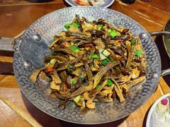 -雀舞云南菜(天津天河城购物中心店)