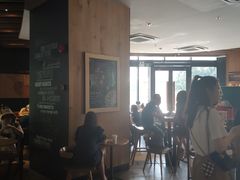 大堂-星巴克臻选(莘庄仲盛店)