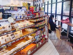 -全家便利店(天目山路三店)