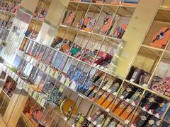 -VENCHI 闻绮(上海佛罗伦萨小镇店)
