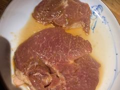 秘制猪排-小花花炭火烤肉·十五年延吉风味(左家庄店)