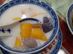 -赵记传承特色牛奶甜品(泉城广场店)