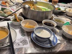-禄婶鸡煲·打边炉
