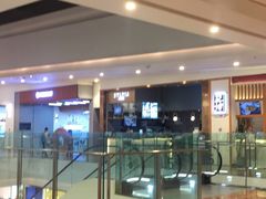 -POKEE VIA&Brunch·维娅(重庆来福士店)