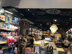 -酷乐潮玩(金桥国际店)