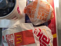 -麦当劳(中山公园龙之梦店)