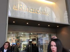 -文艺复兴百货(米兰大教堂广场店)