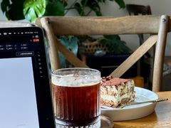 -In Cafe隐食研室