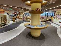 -奈尔宝·国风主题儿童乐园·亲子餐厅(豫园商城店)