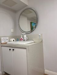 -咪咪专业脱毛连锁机构