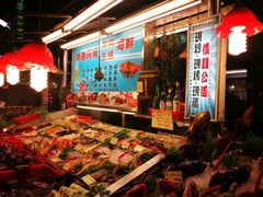-六合夜市