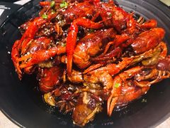 -巴厘龙虾·榜首油焖大虾(音乐学院·沿江酒馆店)