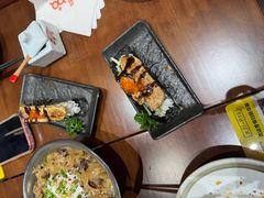 -8PINTS八品脱·日料·烧鸟·精酿小酒馆(莘庄店)
