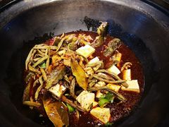 嘎鱼锅-缘福乡村铁锅炖民宿(八达岭店)