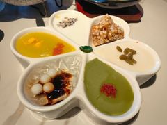 -绿茶餐厅(龙井船宴· 品牌总店)