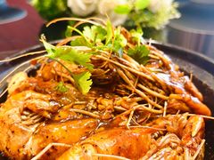 -闫府私房菜·百年鲁菜(恒隆店)