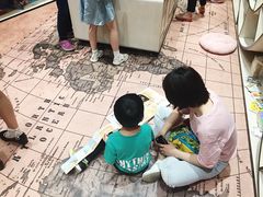 -钟书阁(群光广场店)