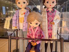 -王府井奥莱临潼小镇(临潼店)