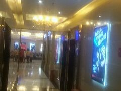 -唱吧麦颂KTV(东胜港悦广场店)