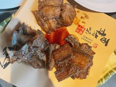 熏鱼三拼-佬太公海鸭·海鲜大排档(上海总店)