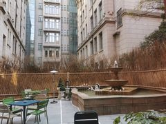 -潮一不贰·法式甜品·生日蛋糕·西式简餐(外滩店)