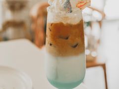 双鱼座蓝柑拿铁-风甜日暖·星座主题甜点(东二环泰禾店)
