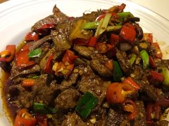 -阿瓦山寨·湘菜现炒·剁椒鱼头王(咸阳总店)