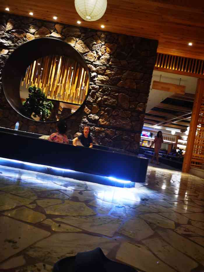 汤沐邑休闲洗浴商务酒店-"在家楼下的温泉洗浴 家里停水决定出去洗个.