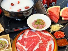 -牛牛和牛海鲜粥底火锅(长虹国际城店)