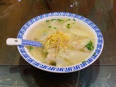 -笑来喜馄饨小笼工坊店(湖滨街店)